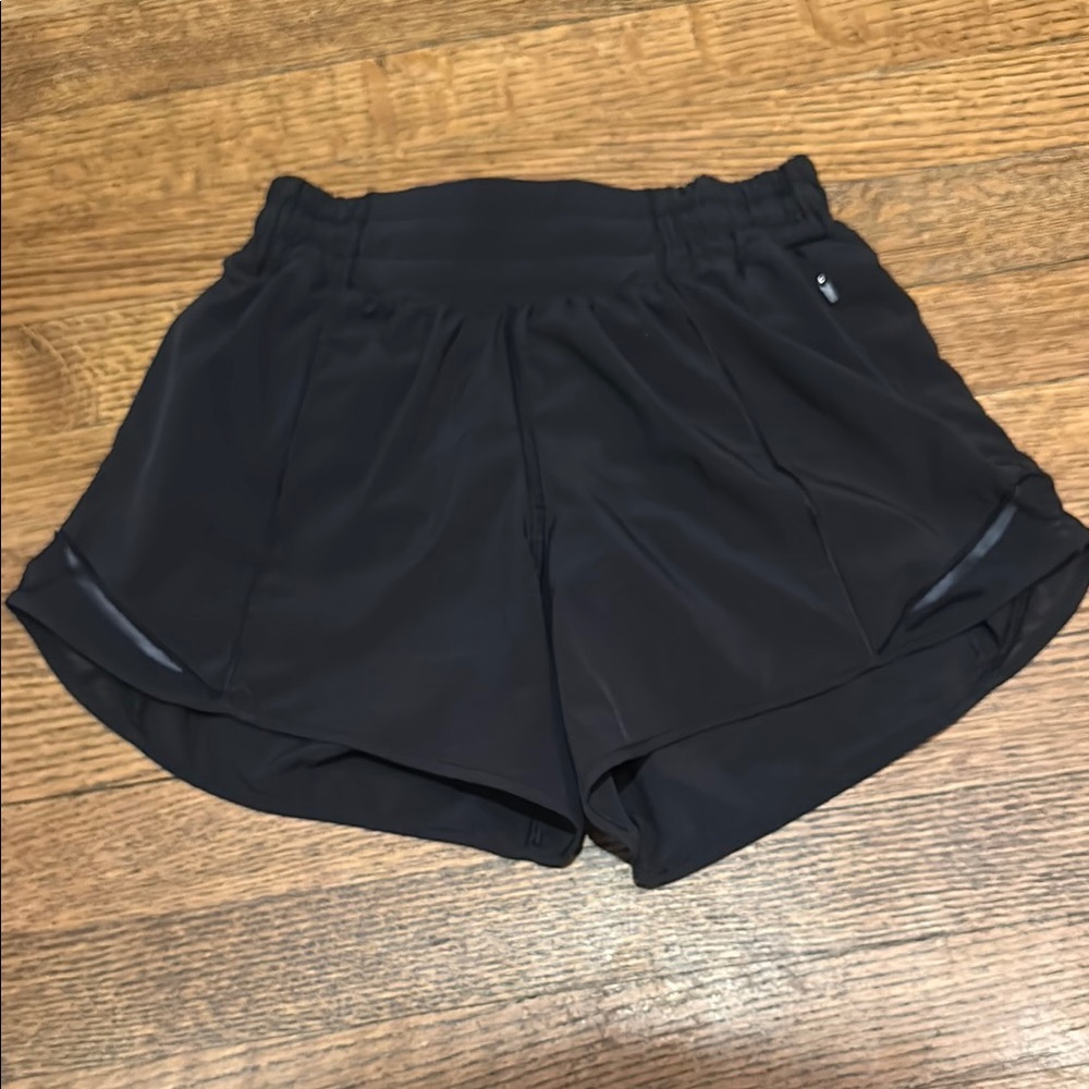 Lululemon Athletica Black Hotty Hot Shorts Size 2